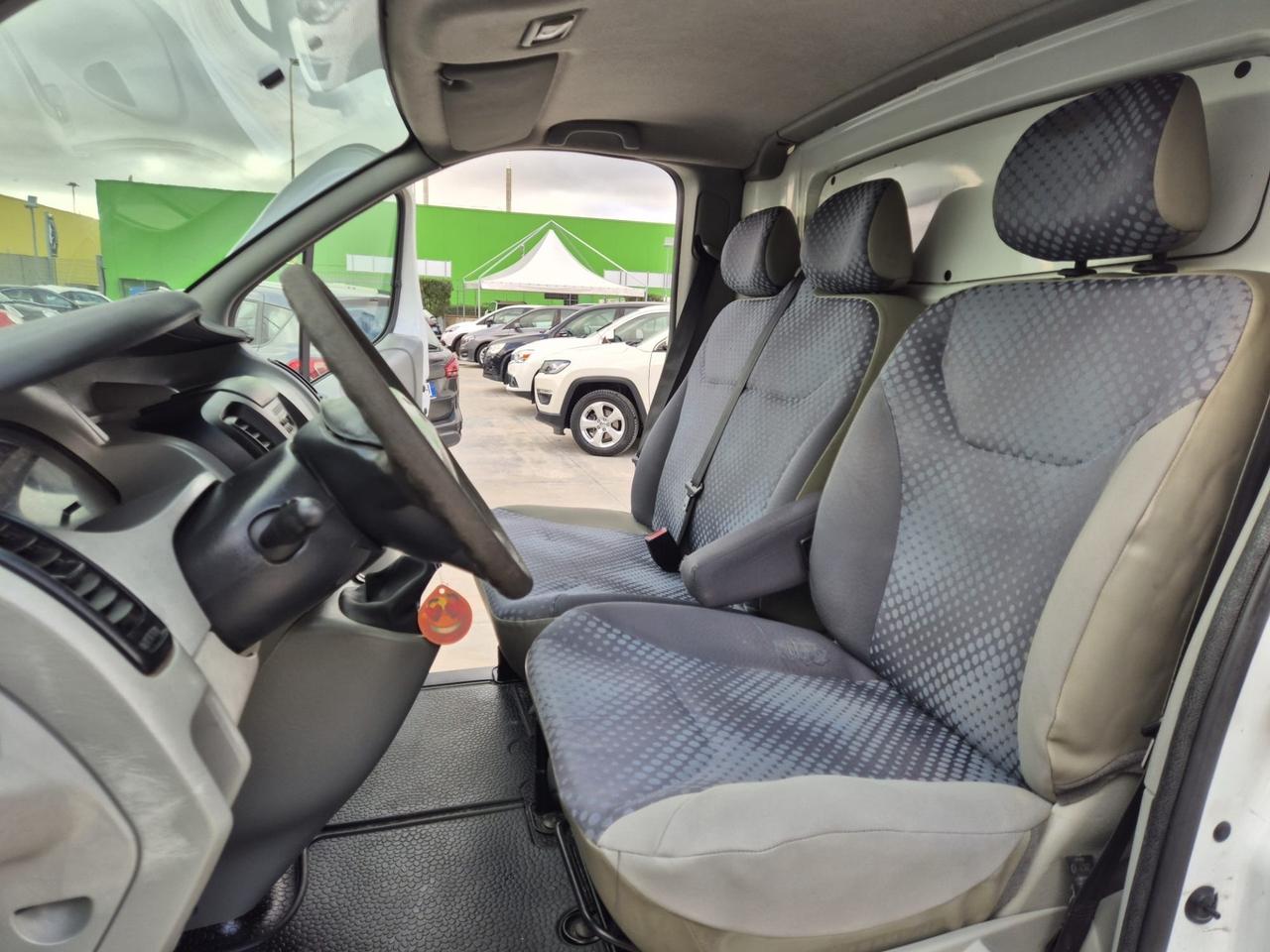 Renault trafic 2.0 DCI