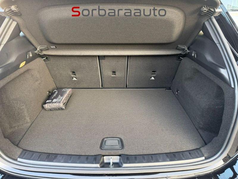 Mercedes-Benz GLA 180 Automatic AMG Line Premium.
