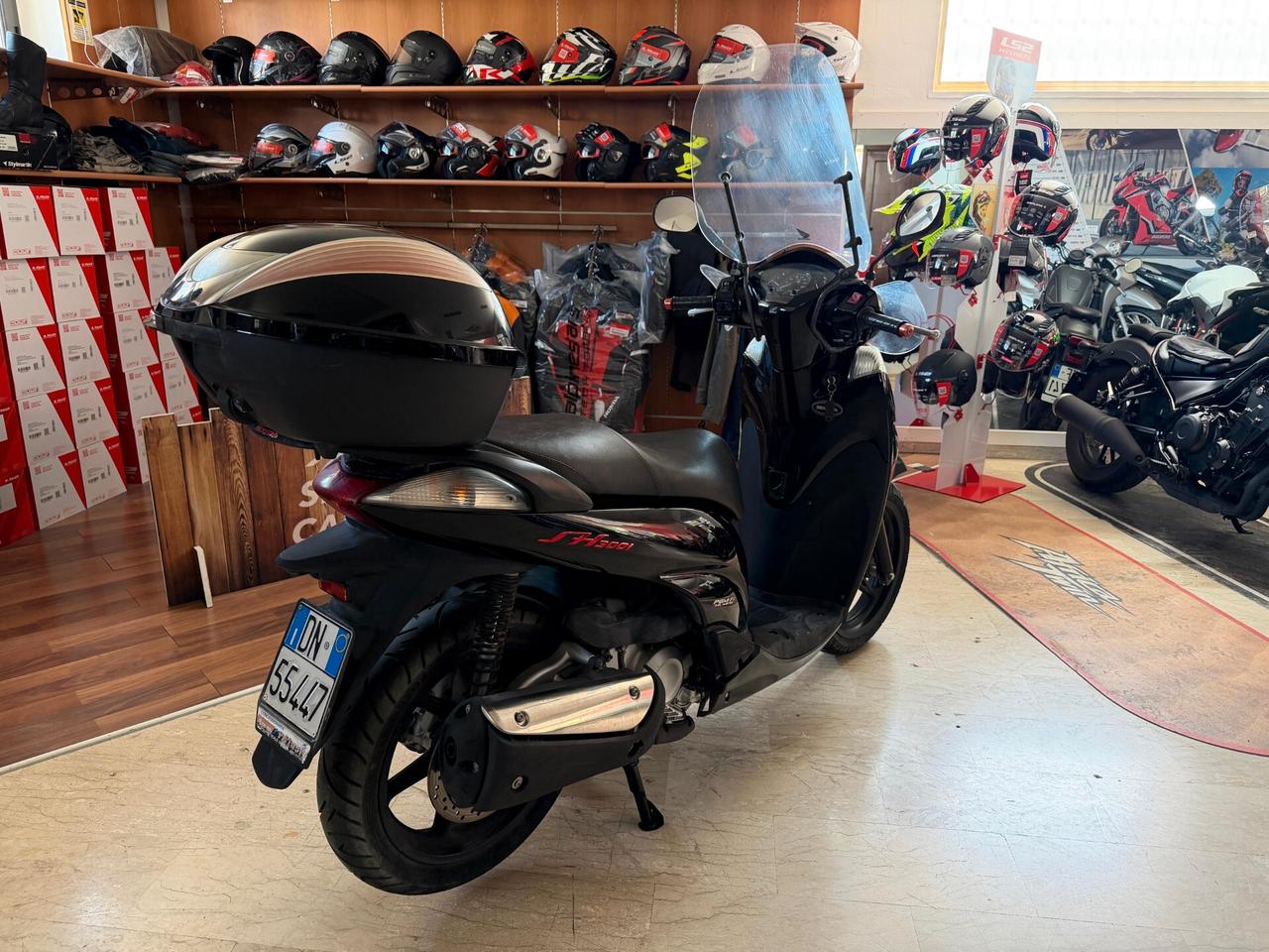 Honda SH 300 SPORTY