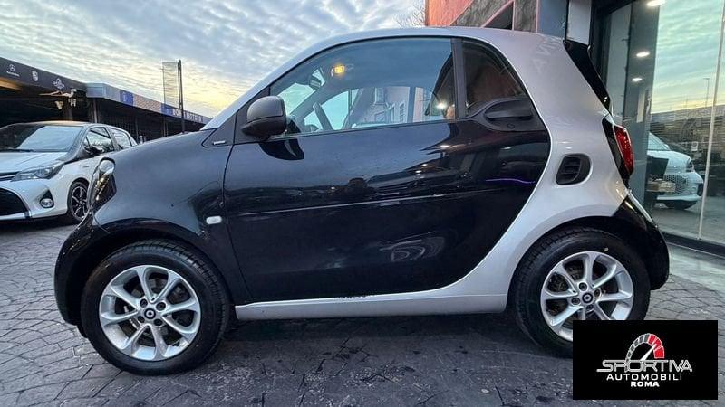 smart fortwo RATA MENSILE 195,00 EURO fortwo 70 1.0 Passion