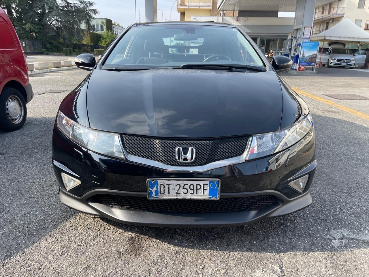 Honda Civic 1.8 i-VTEC 3p. Type S