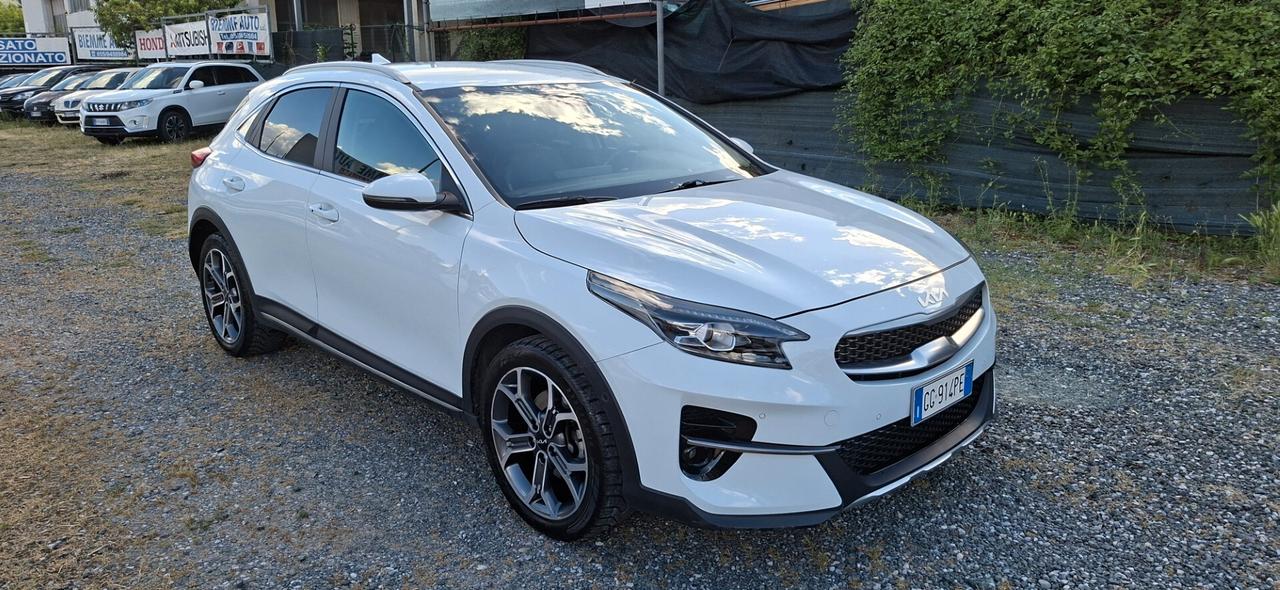 Kia XCeed 1.5 T-GDi 160 CV MHEV iMT High Tech