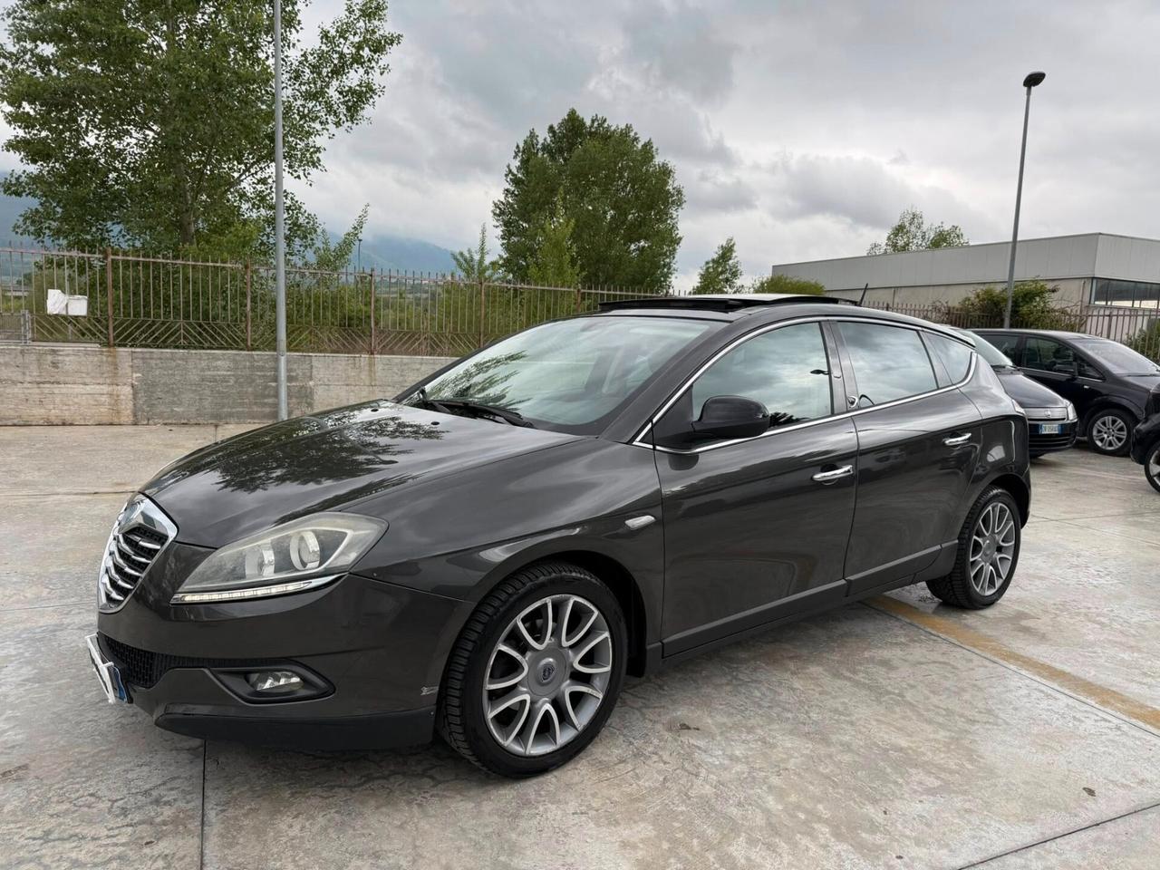Lancia Delta 1.6 MJT 105cv -TETTO A-PELLE