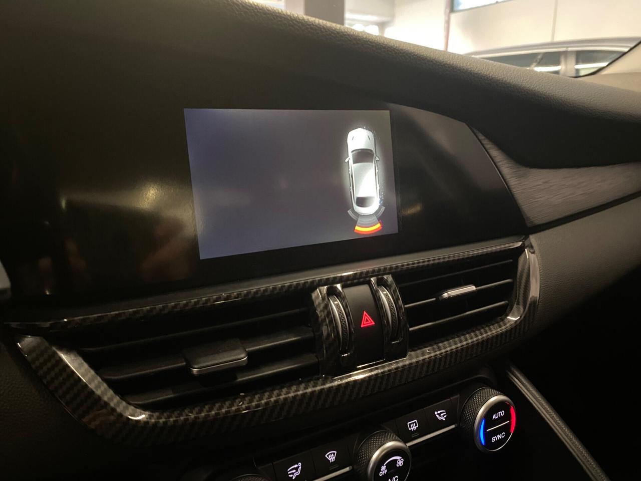 Alfa Romeo Giulia 2.2 136 cv Automatica- Navi