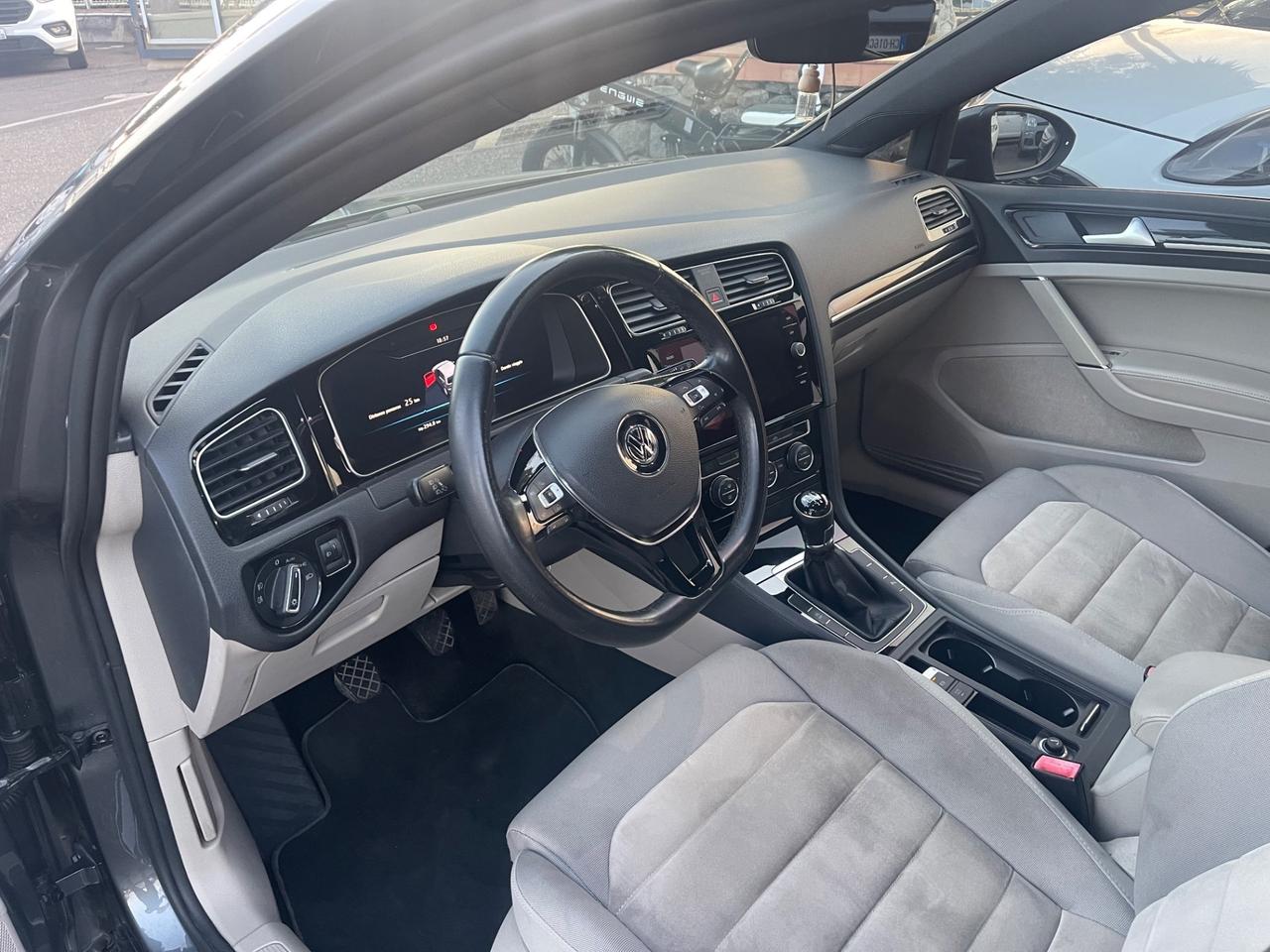 Volkswagen Golf 1.6 TDI 115 CV 5p. Highline BlueMotion Technology