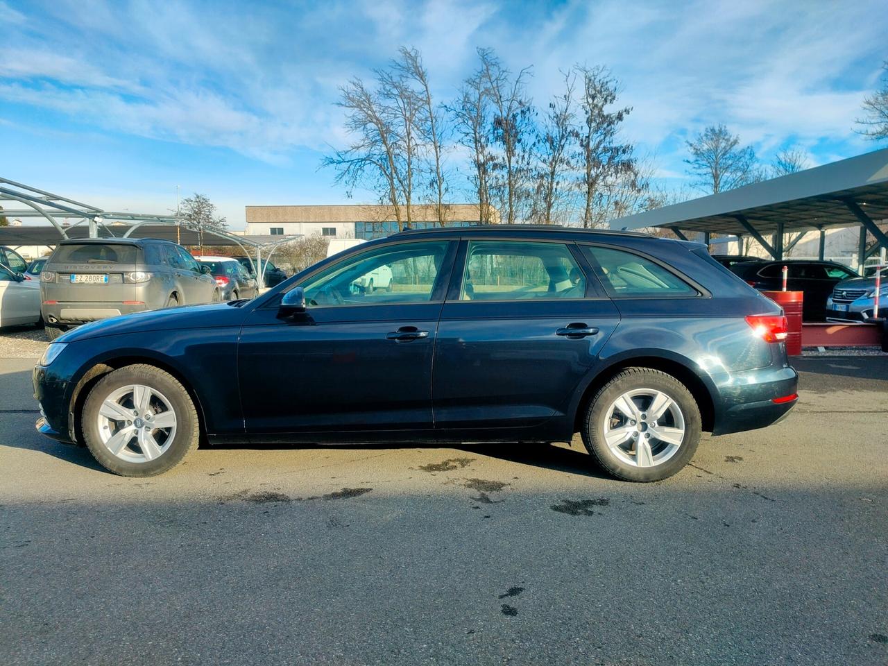 Audi A4 2.0 TDI 122 CV S tronic Sport TETTO PANORAMICO NEOPATENTATI