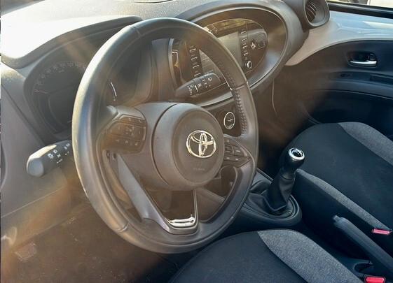 Toyota Aygo X 1.0 VVT-i 72 CV 5 porte Active **PREZZO VERO** UNIPRO IVA DEDUCIBILE