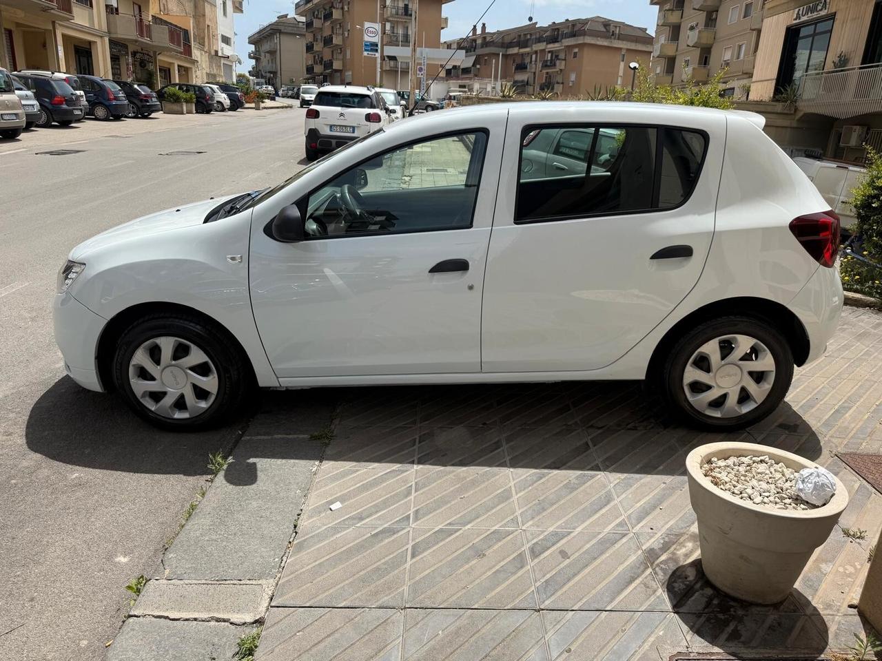 Dacia Sandero 1.5 dCi 8V 75CV Start&Stop Lauréate