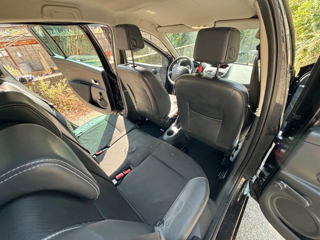Renault Clio 1.2 16V 5 porte Le Iene