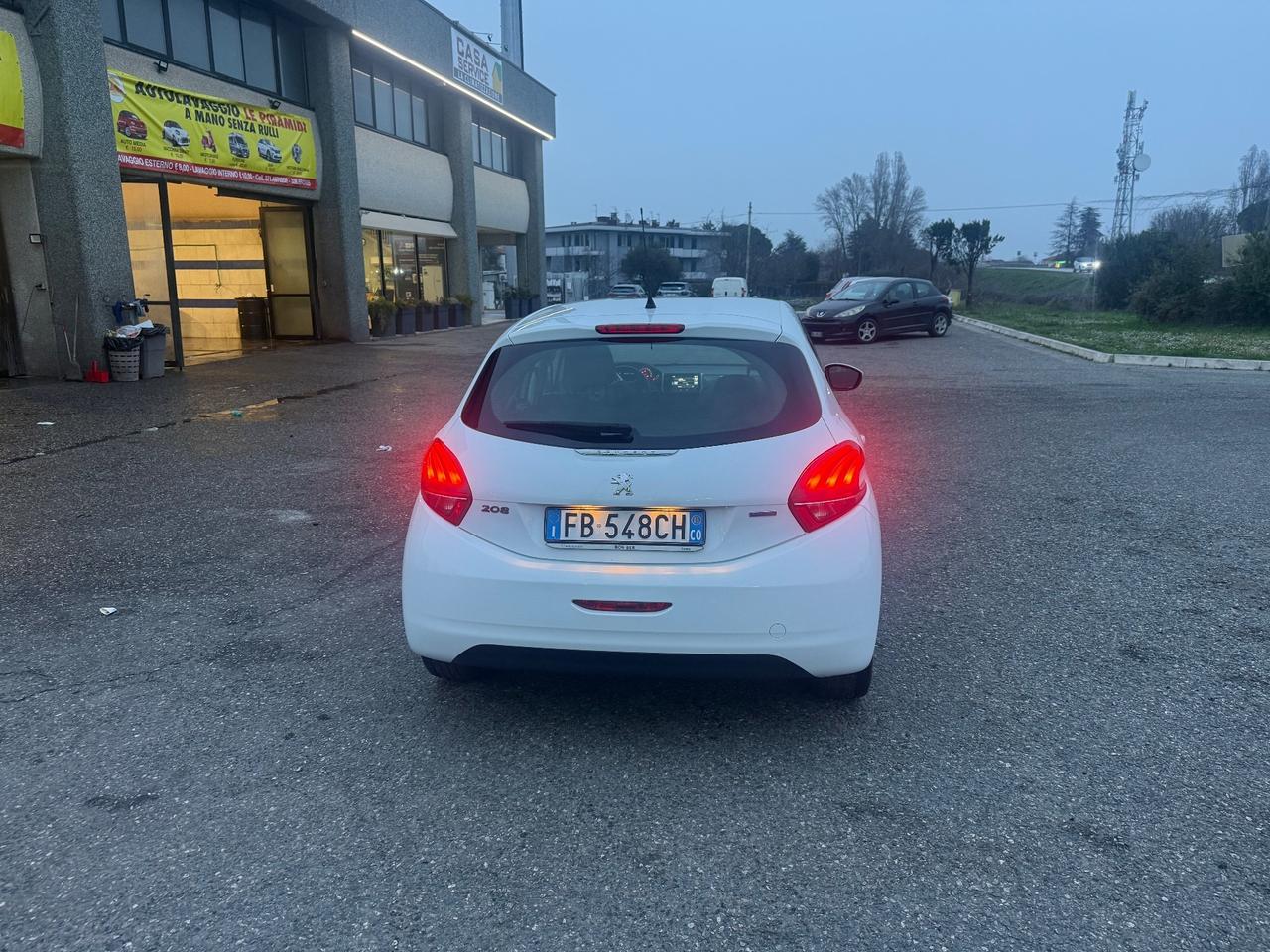 Peugeot 208 PureTech 68 5 porte Active