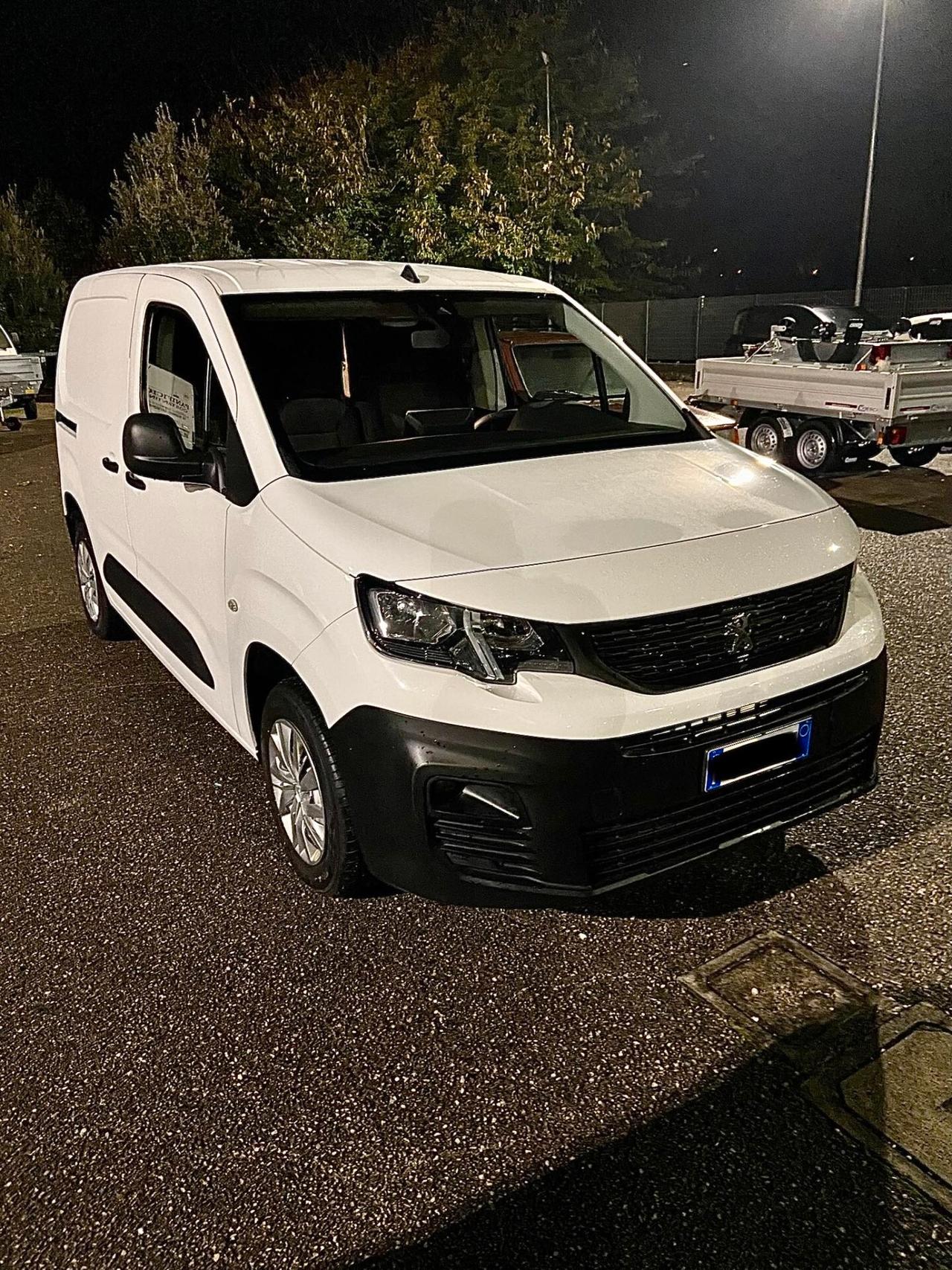 Peugeot Partner 1.5 Bluehdi 3 posti