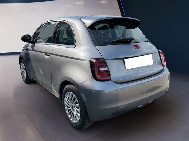 FIAT 500 500e 42 kWh (Red)