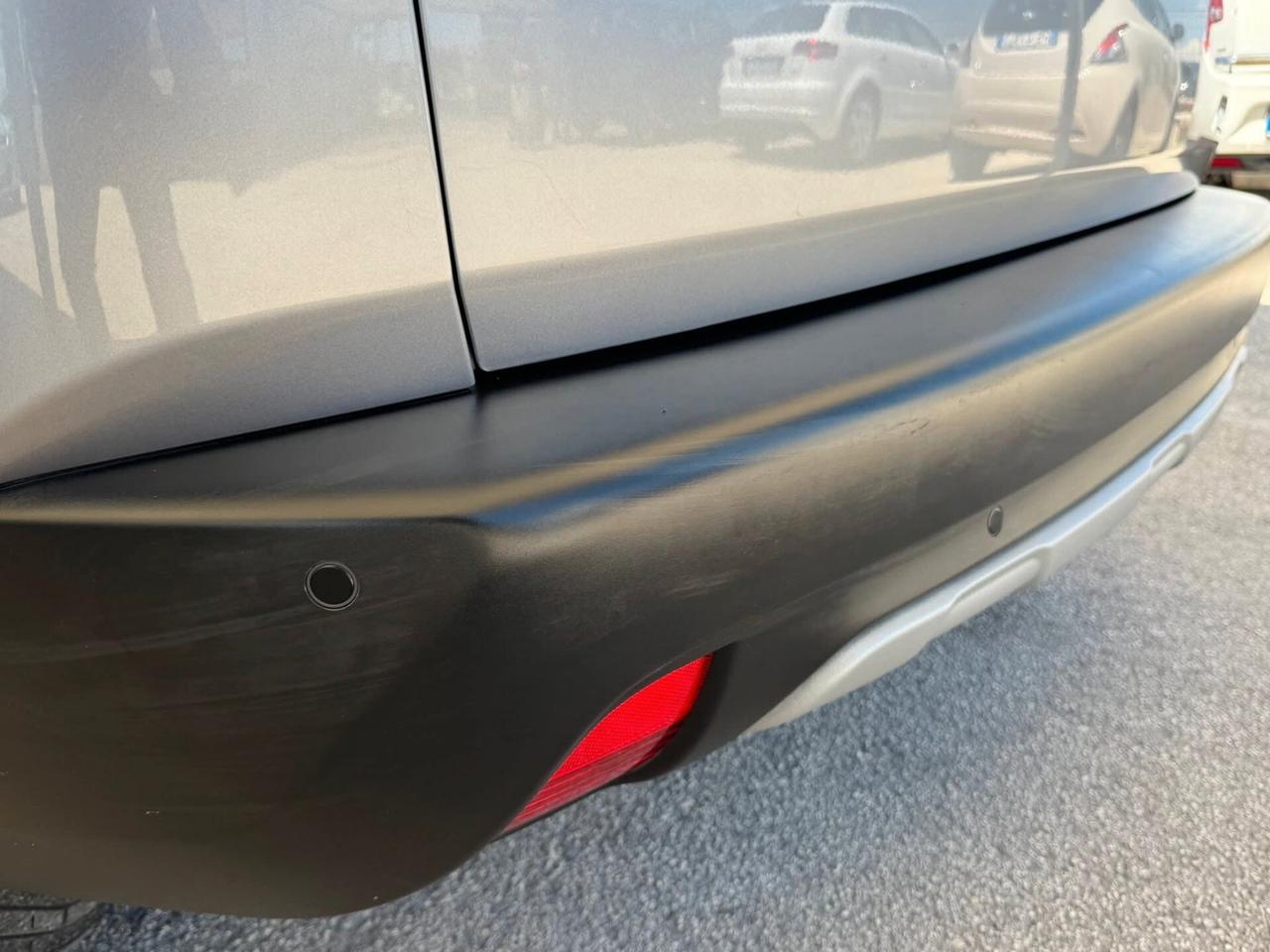 PEUGEOT 2008 EAT6 1.6DIESEL 120CV FULL OPTIONAL PARI AL NUOVO