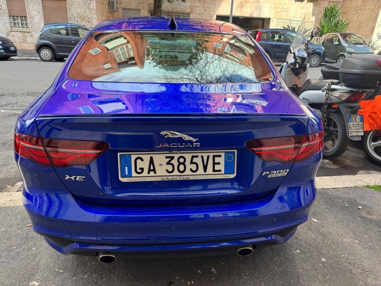 Jaguar XE 2.0 300 CV AWD R-Dynamic SE Guidosimplex