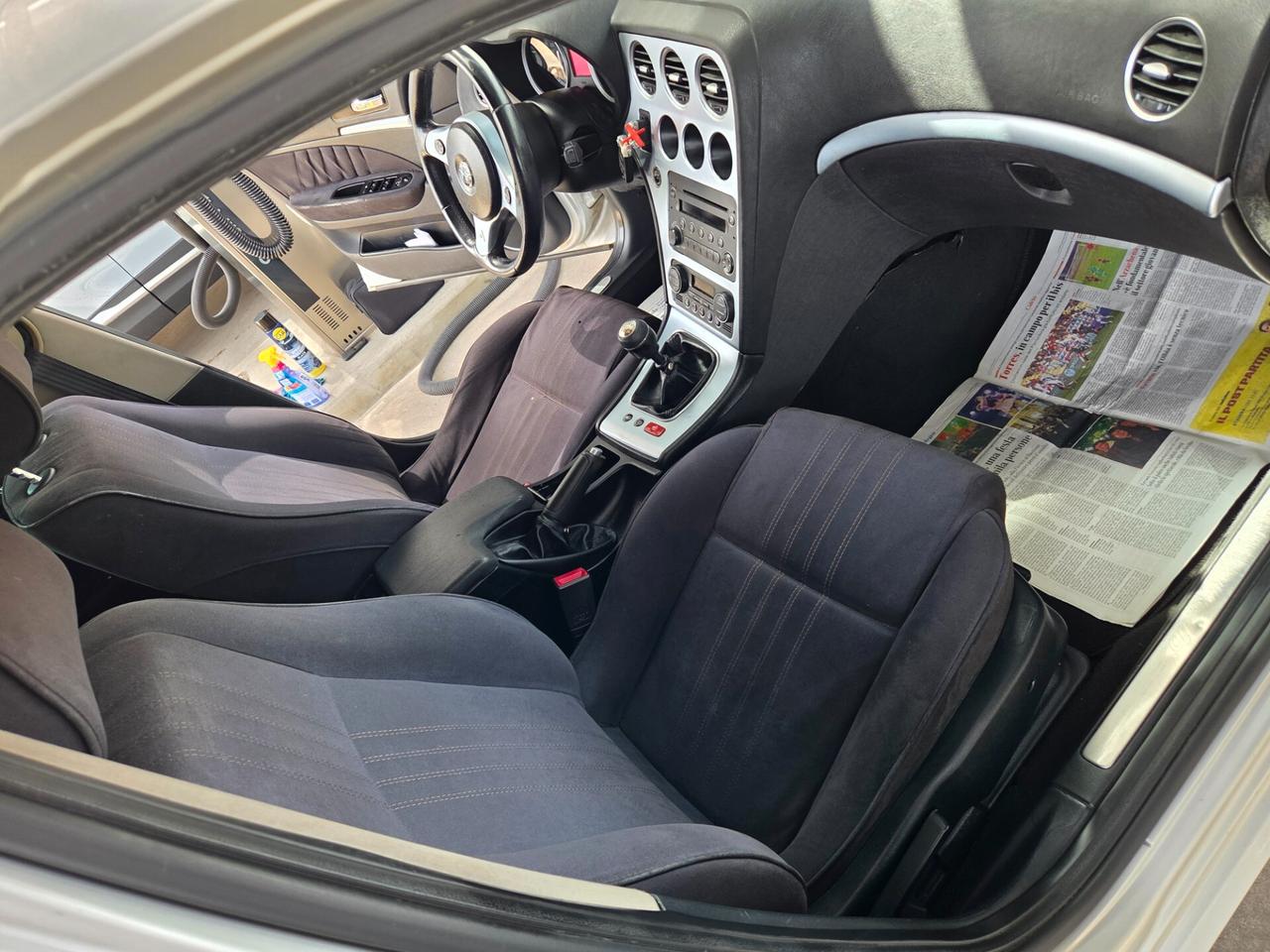 Alfa Romeo 159 1.9 JTDm Sportwagon Distinctive 2008