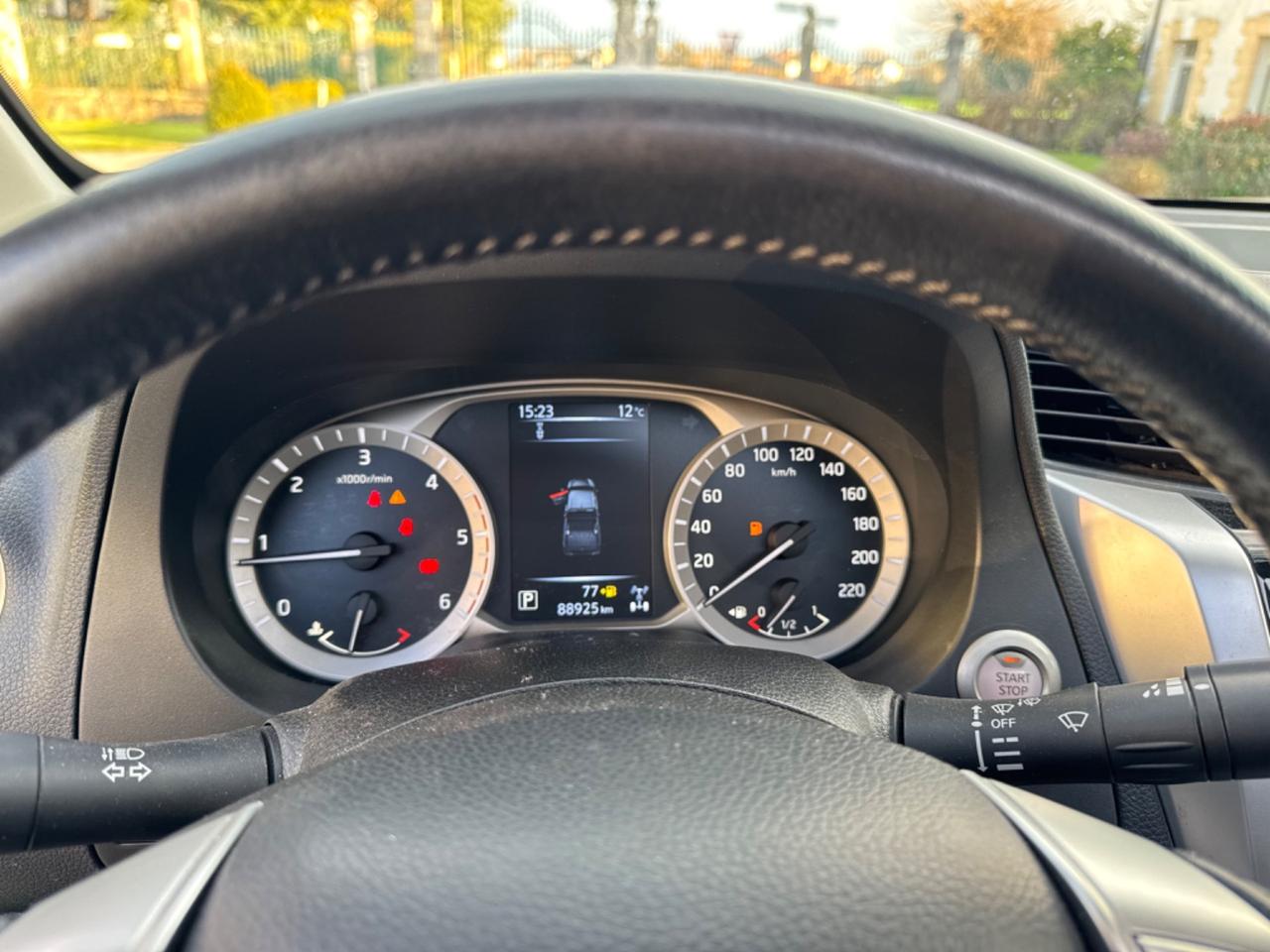 Nissan Navara 2.3 dCi 190 CV 7AT 4WD Double Cab N-Connecta