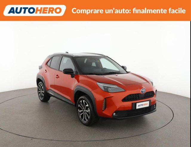 TOYOTA Yaris Cross 1.5 Hybrid 5p. E-CVT AWD-i Orange Edition