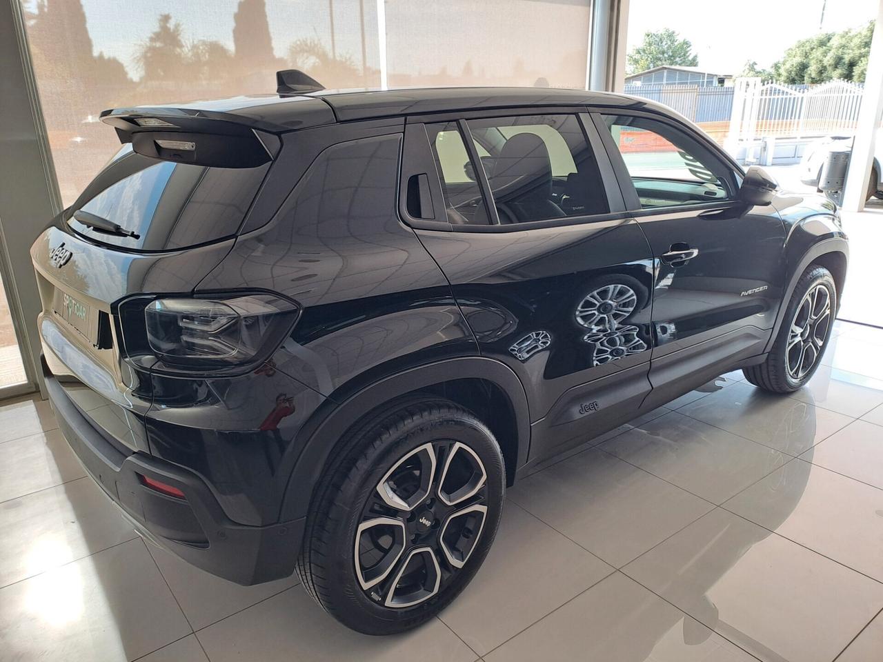 Jeep Avenger 1.2 Turbo 100 CV Hybrid Summit 2024