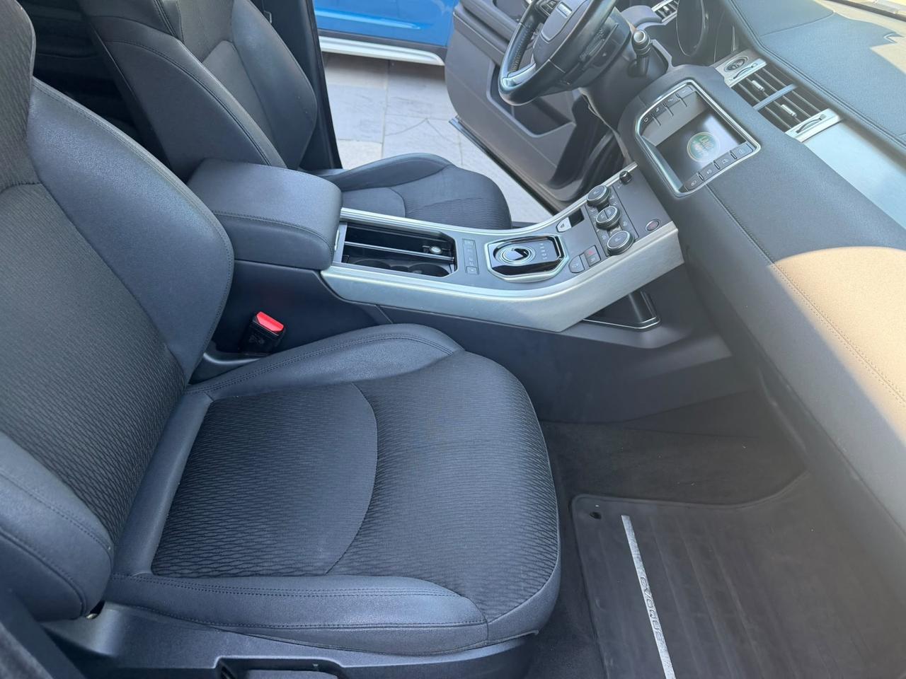 Land Rover Range Evoque 2.0 TD4 180 CV Coupé SE Dynamic