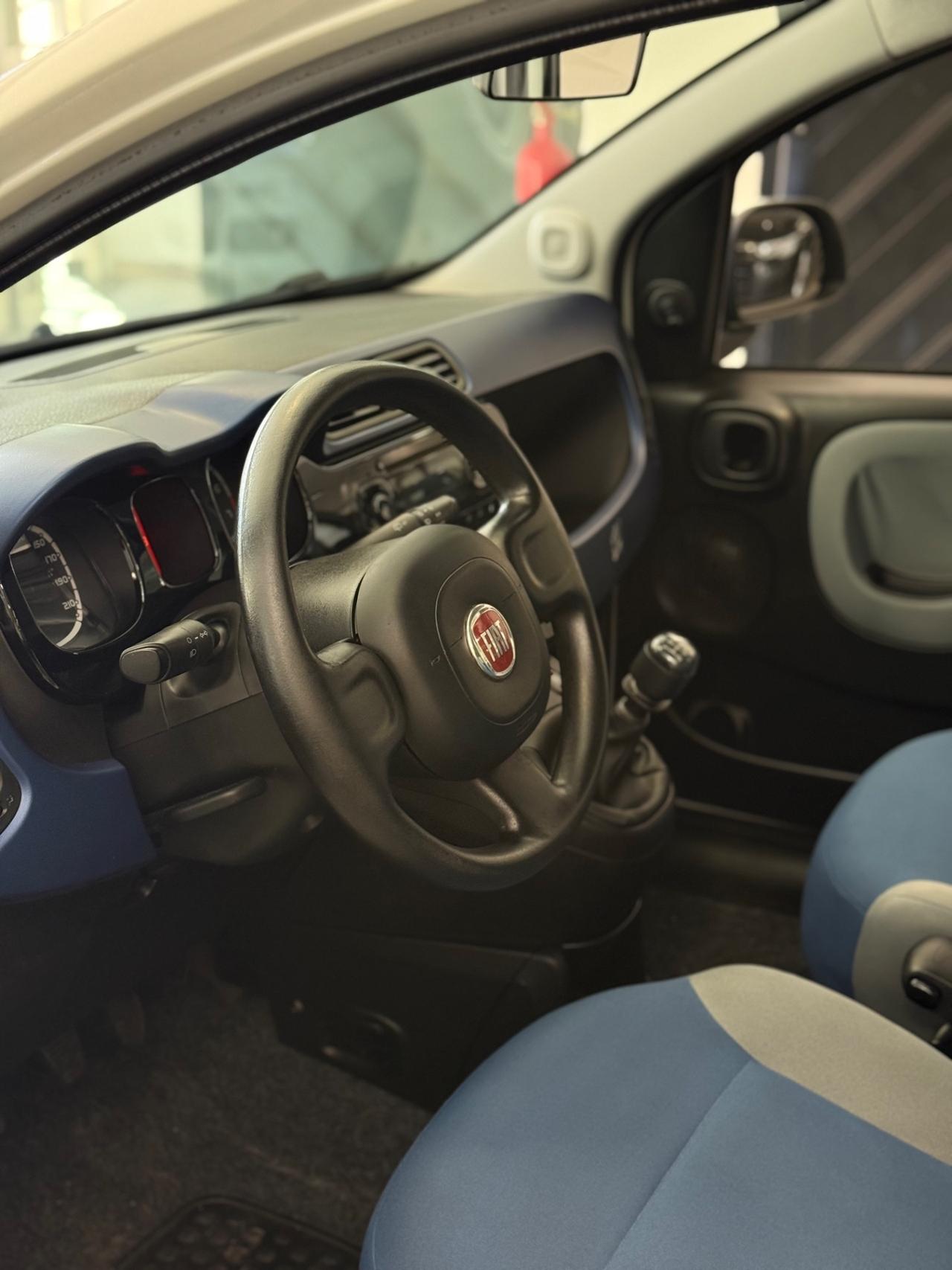 Fiat Panda 0.9 TwinAir Turbo Natural Power Lounge