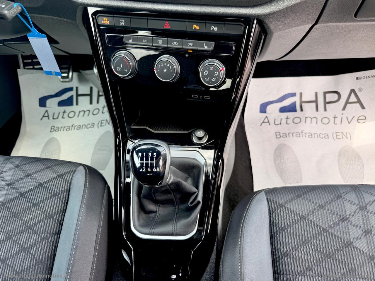 VOLKSWAGEN T-Roc 2.0TDI R-LINE Full Led Navi Pelle Iq-Light Matrix