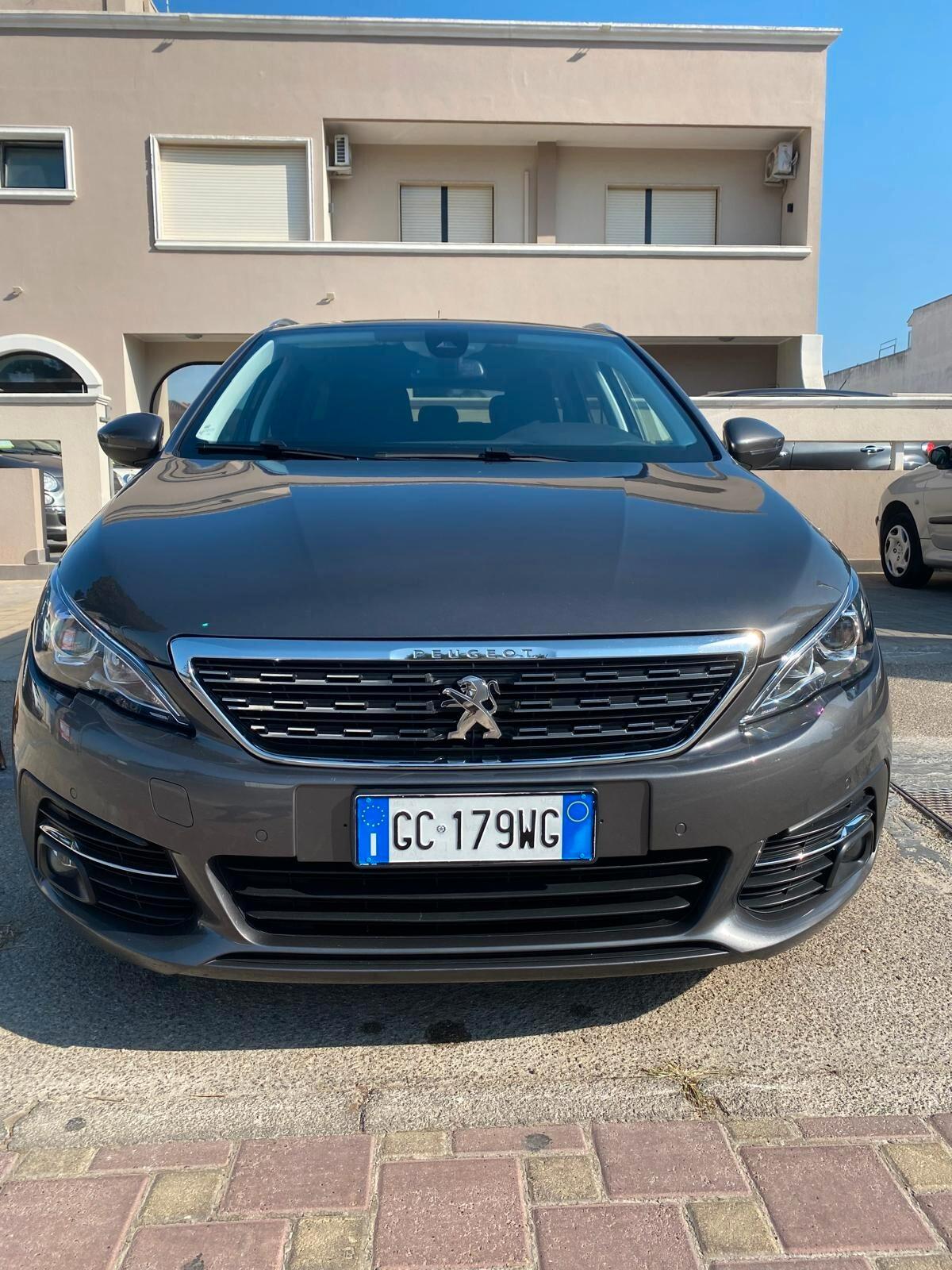 Peugeot 308 blue hdi 1.5 allure