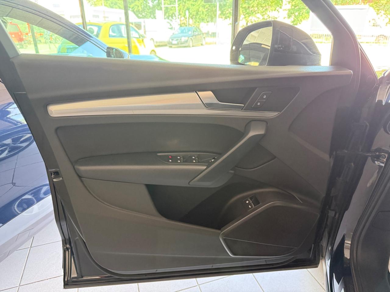 Audi Q5 50 TFSI e quattro S tronic Business Design