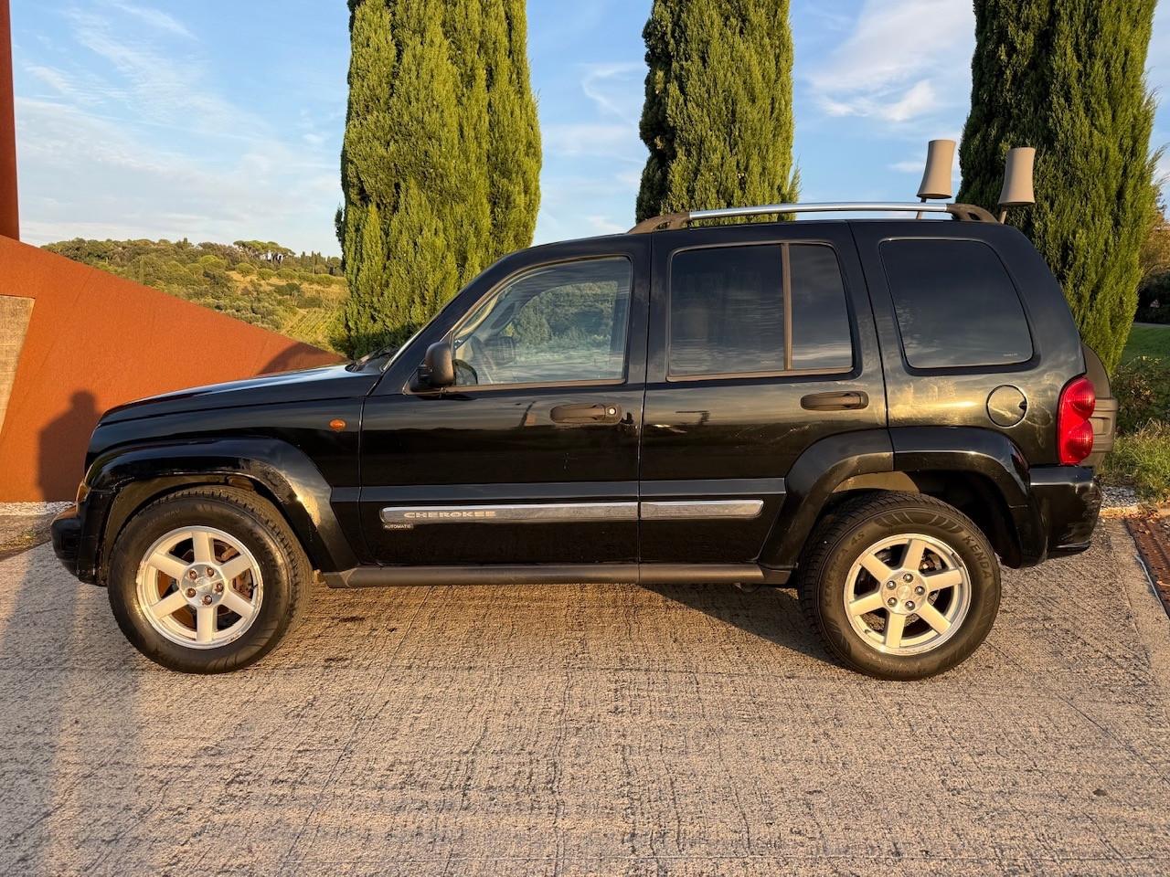 Jeep Cherokee 2.8 crd Limited automatica 1 propretario