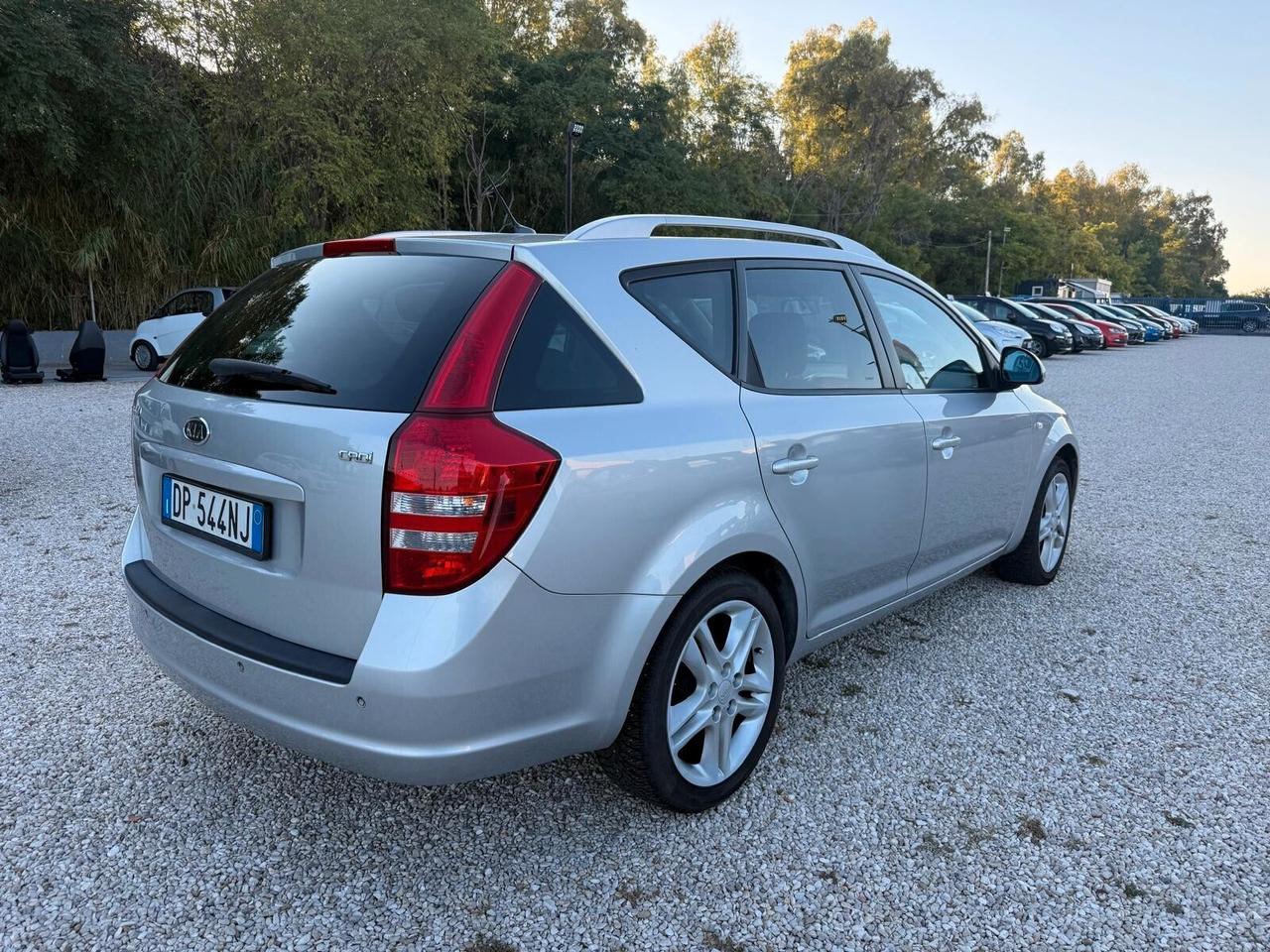 Kia Ceed cee'd Sp. Wag. 1.6 CRDi VGT 115CV EX
