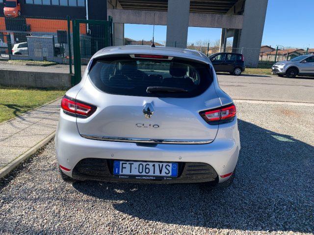RENAULT Clio dCi 8V 90 CV 5 porte Moschino Intens