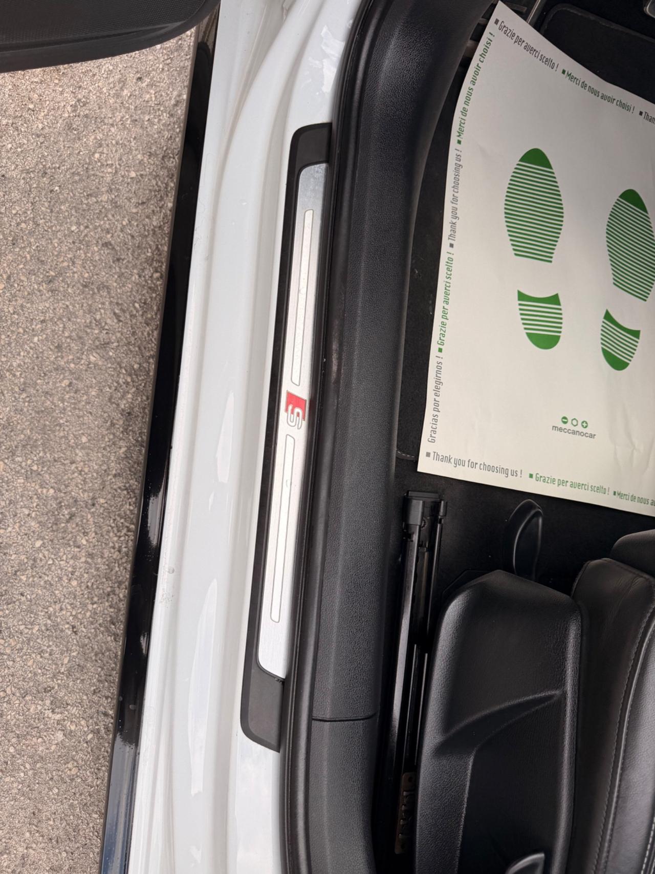 Audi A4 Avant 2.0 TDI 150 CV S-Line INT/EST