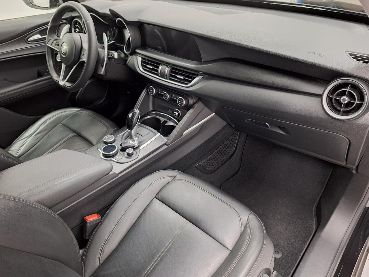 Alfa Romeo Stelvio 2.2 Turbodiesel 210cv Q4 AT8