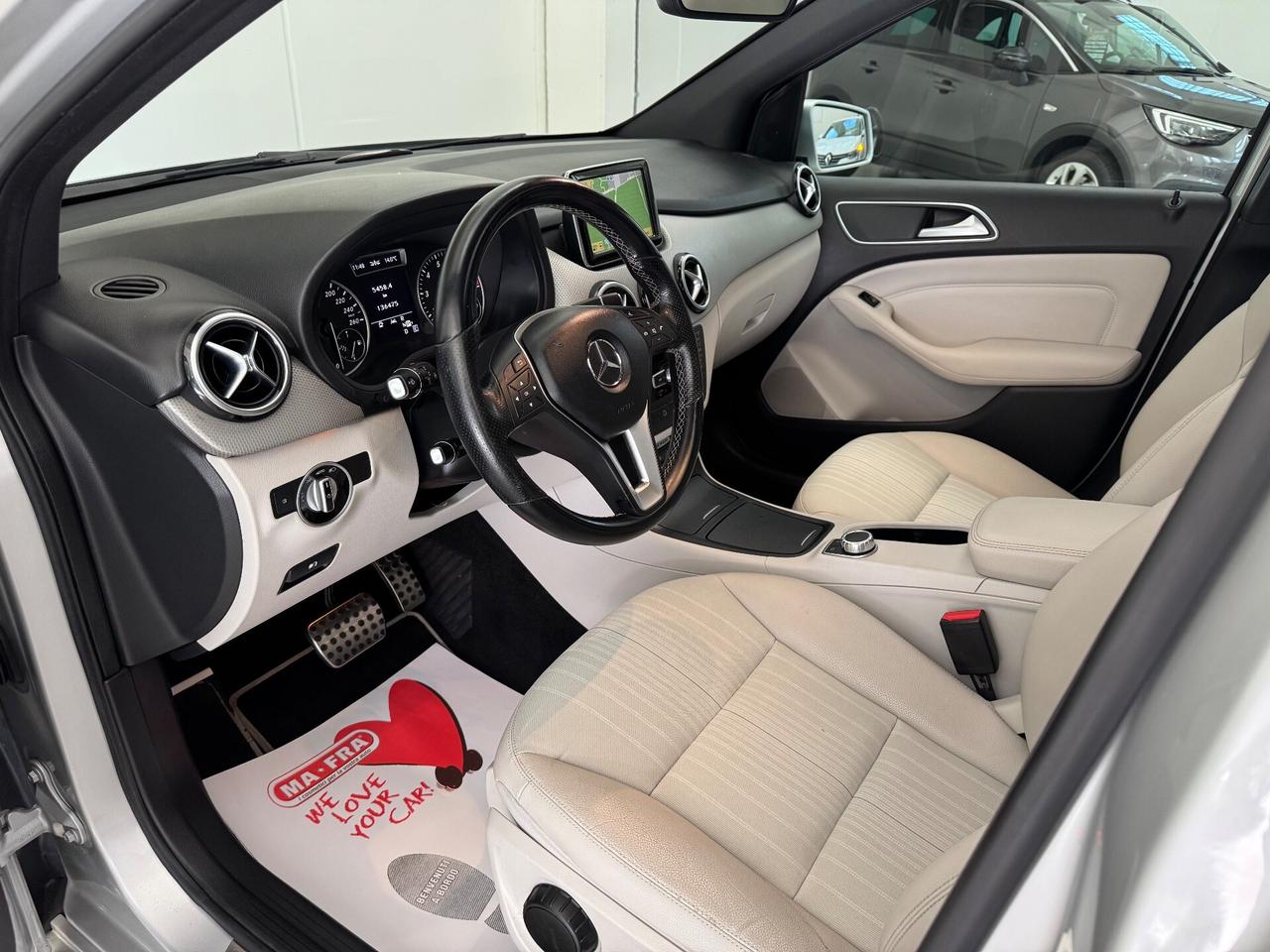 Mercedes-benz B 200 BlueEFFICIENCY Premium