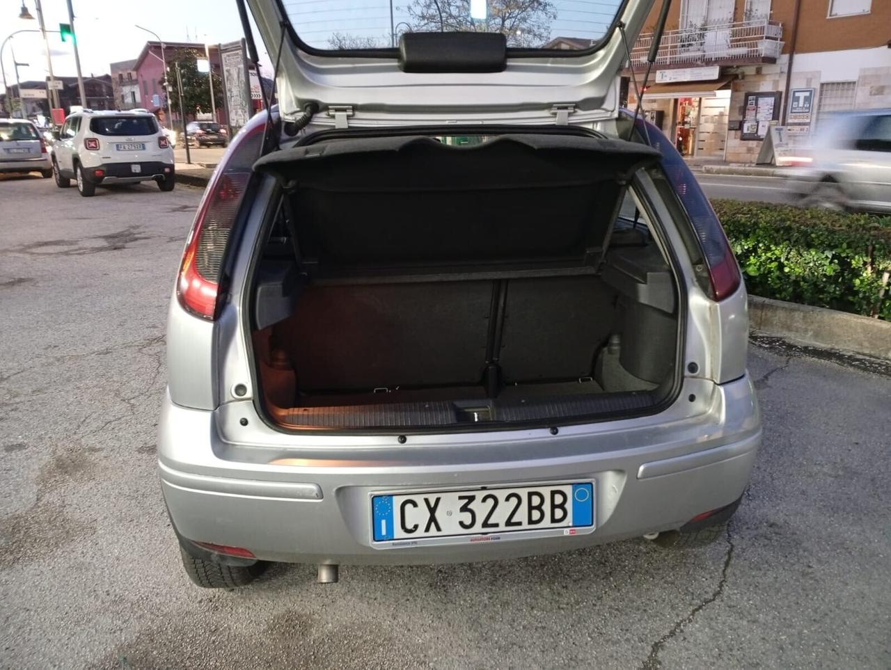 Opel Corsa 1.3 16V CDTI cat 5 porte Enjoy