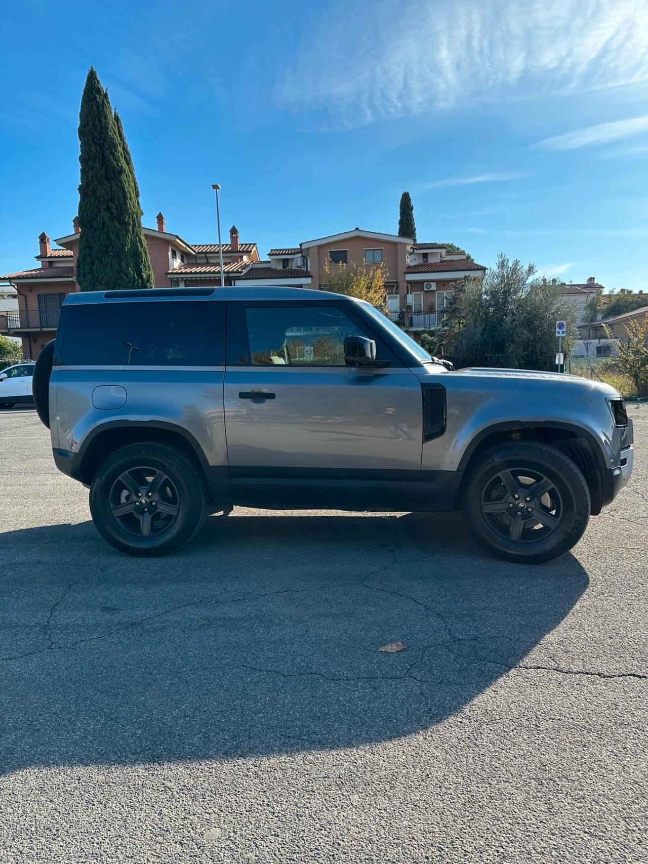 Land Rover Defender 90 3.0D I6 200 CV AWD Auto SE