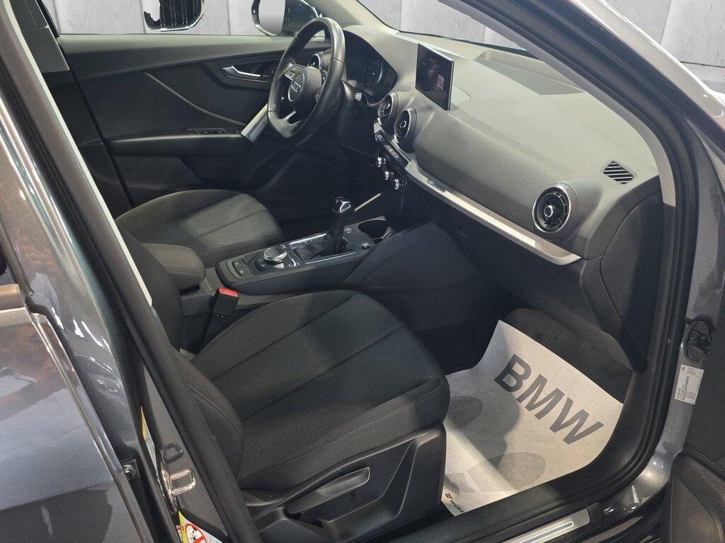 Audi Q2 35 2.0 TDI Business S tronic
