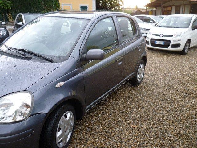 TOYOTA Yaris 1.0i 16V cat 5 porte Expo