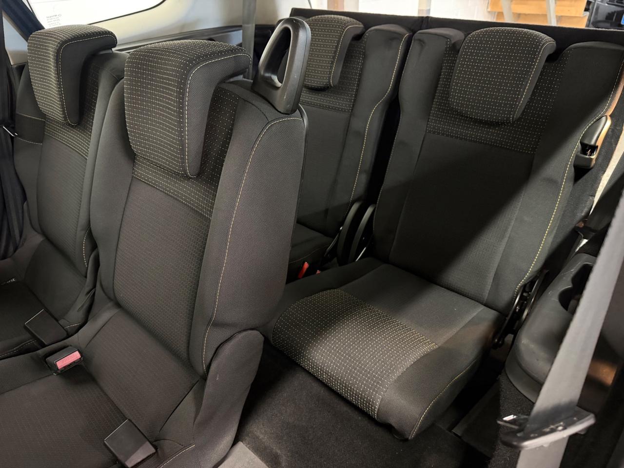 Renault Scenic Scénic 7 POSTI 1.5 dCi 110CV Wave
