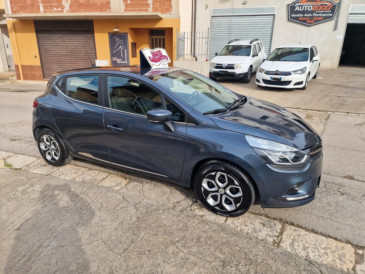 Renault Clio dCi 8V 75 CV 5 porte Duel
