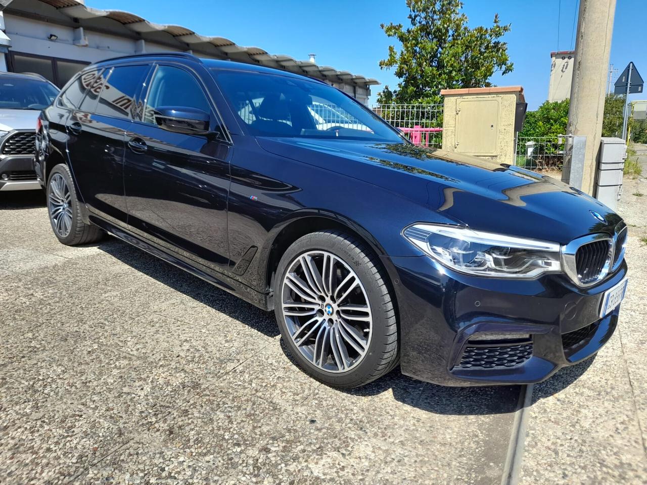 BMW 520 Ibrida/Diesel