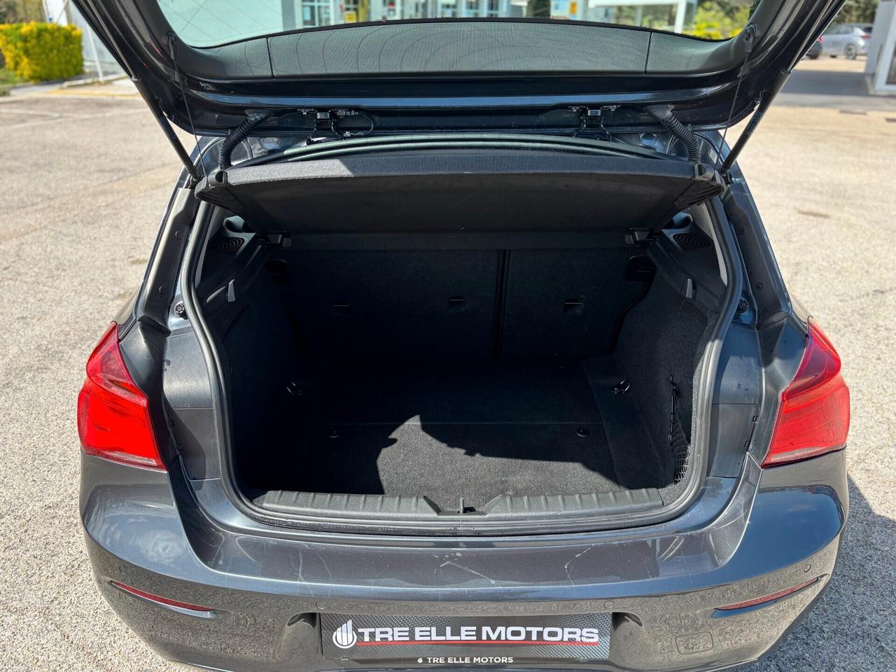 Bmw 120 120d 5p. Urban