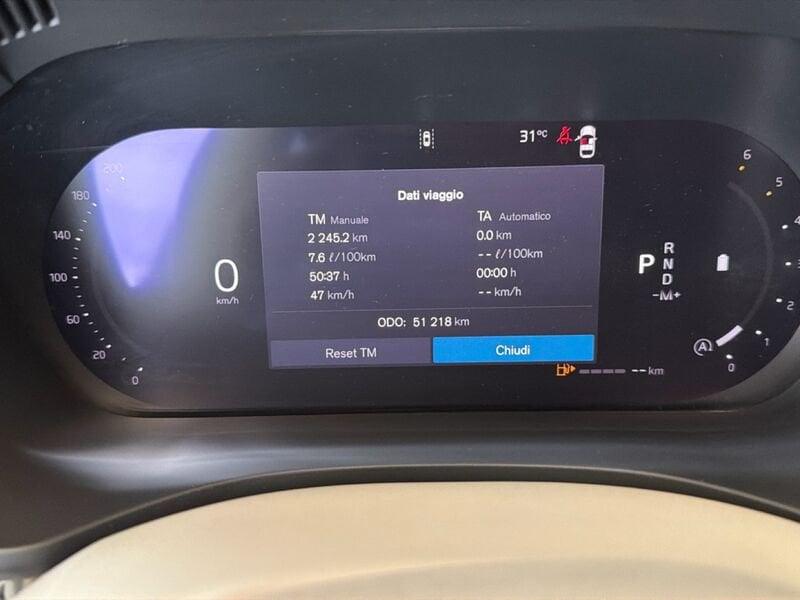 Volvo XC60 B4 D AWD automatico Plus Dark N1