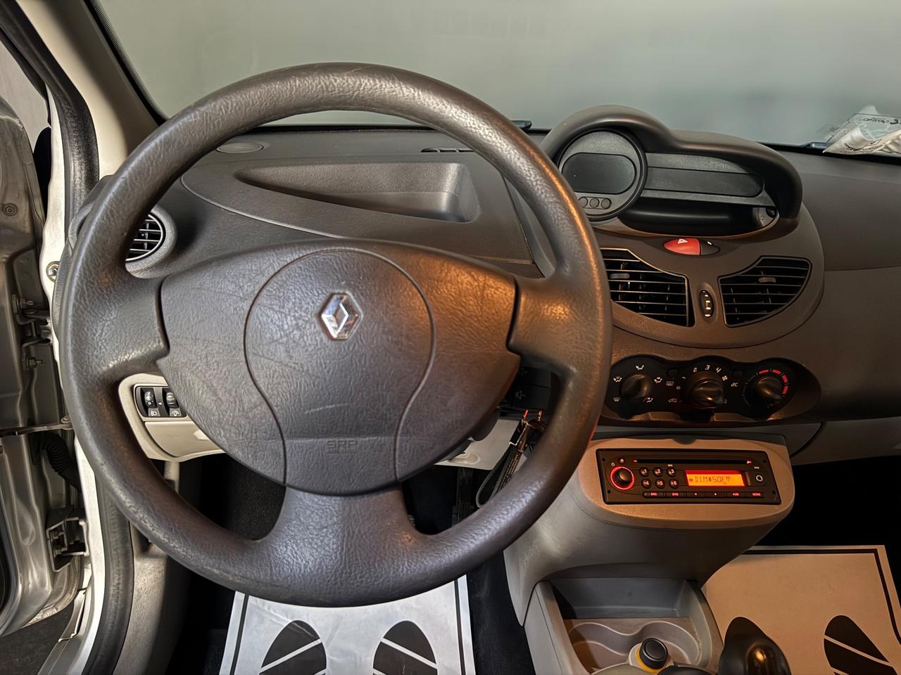 Renault Twingo 1.2 Le Iene ADATTA A NEOPATENTATI