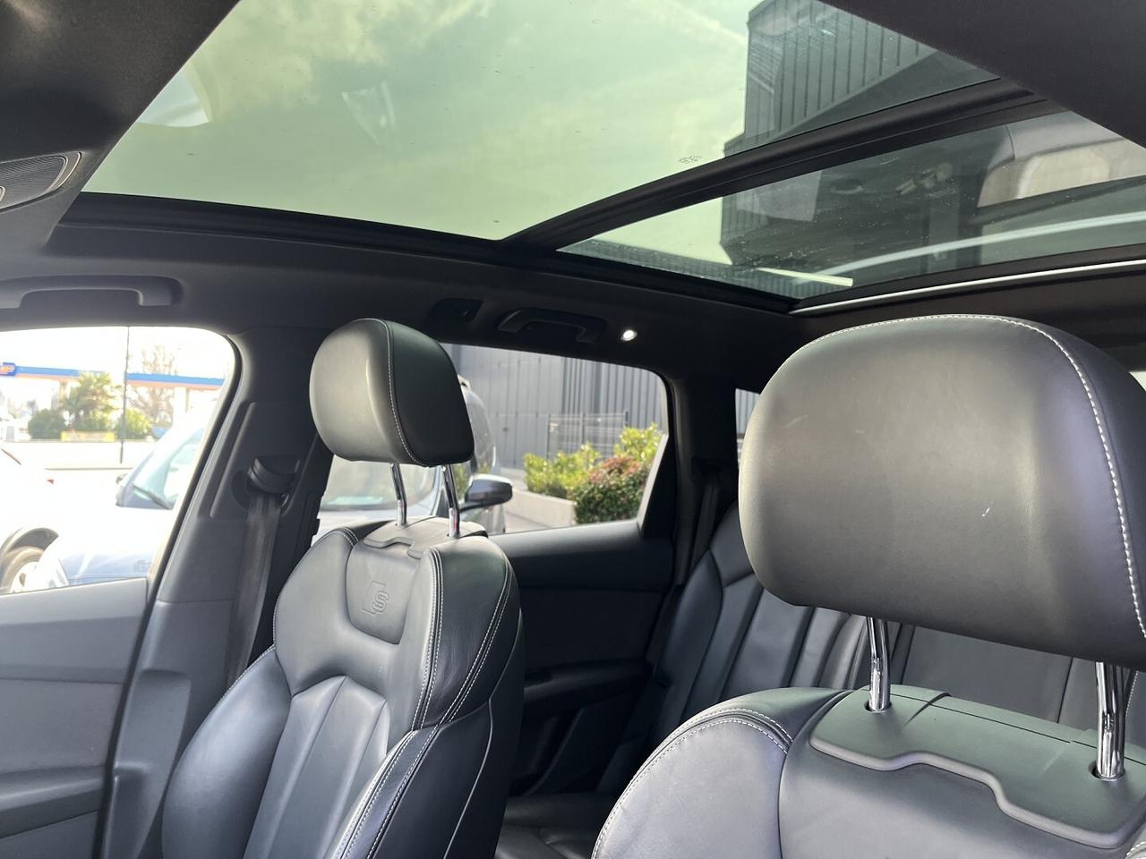 AUDI Q 7 3000 TDI 272 CV S.LINE ( GANCIO TRAINO )