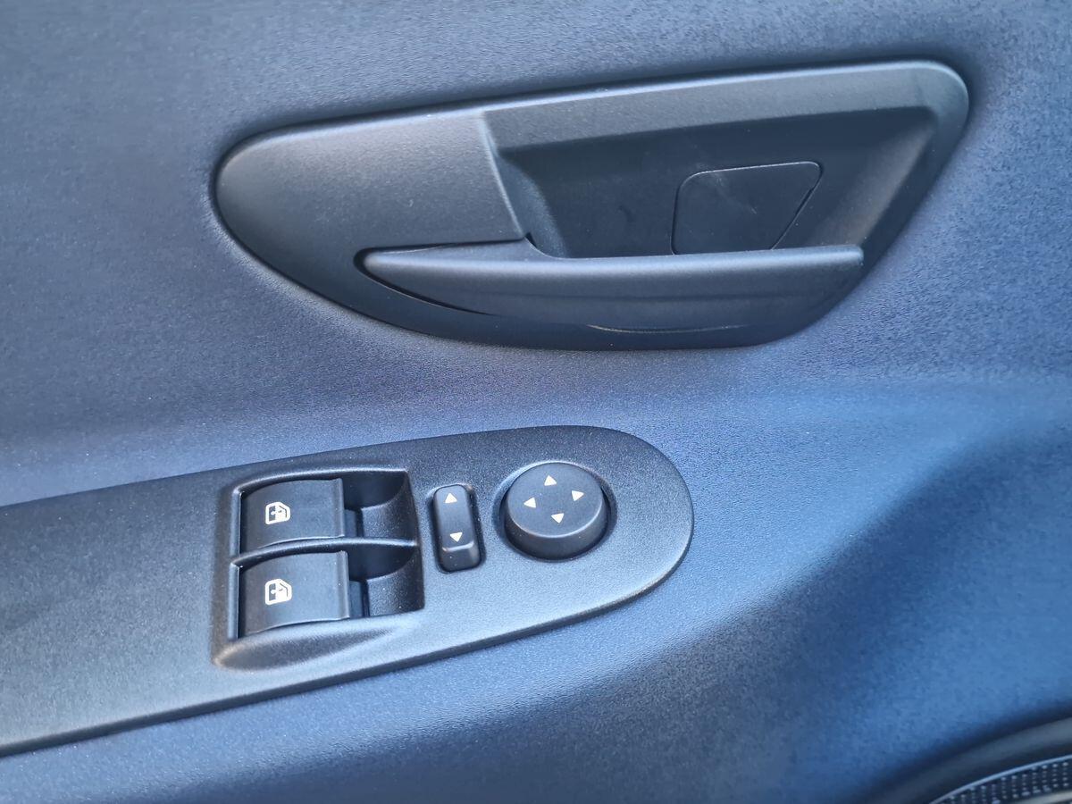 LANCIA YPSILON 1.0 IBRIDO ORO