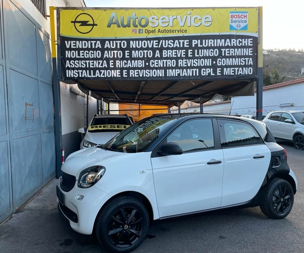 Smart ForFour Youngster 1.0 -2015
