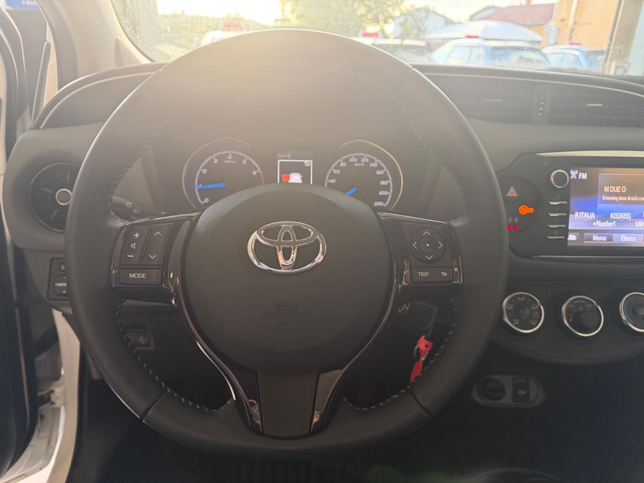 Toyota Yaris 1.5 5 porte Active - Nessun vincolo -
