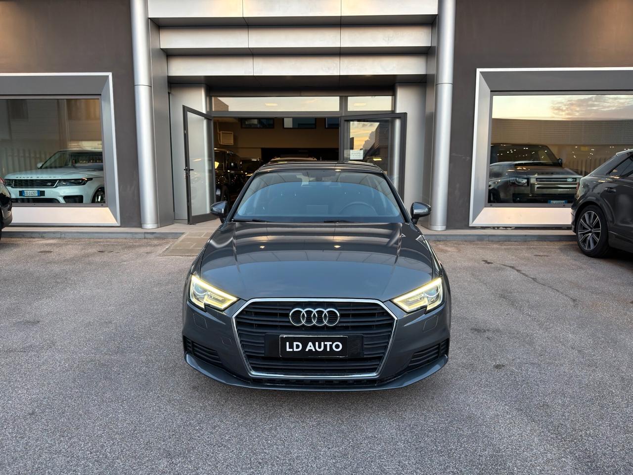 Audi A3 SPB 30 TDI Business