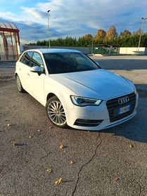 Audi A3 SPB 1.4 TFSI S tronic g-tron Attraction
