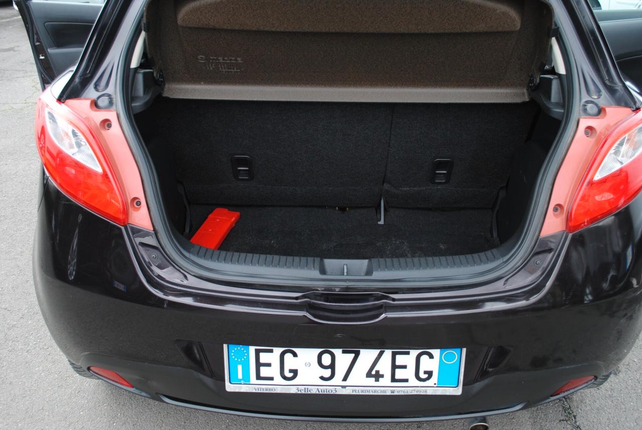 MAZDA 2 1.3 75 CV OK NEOPATENTATI